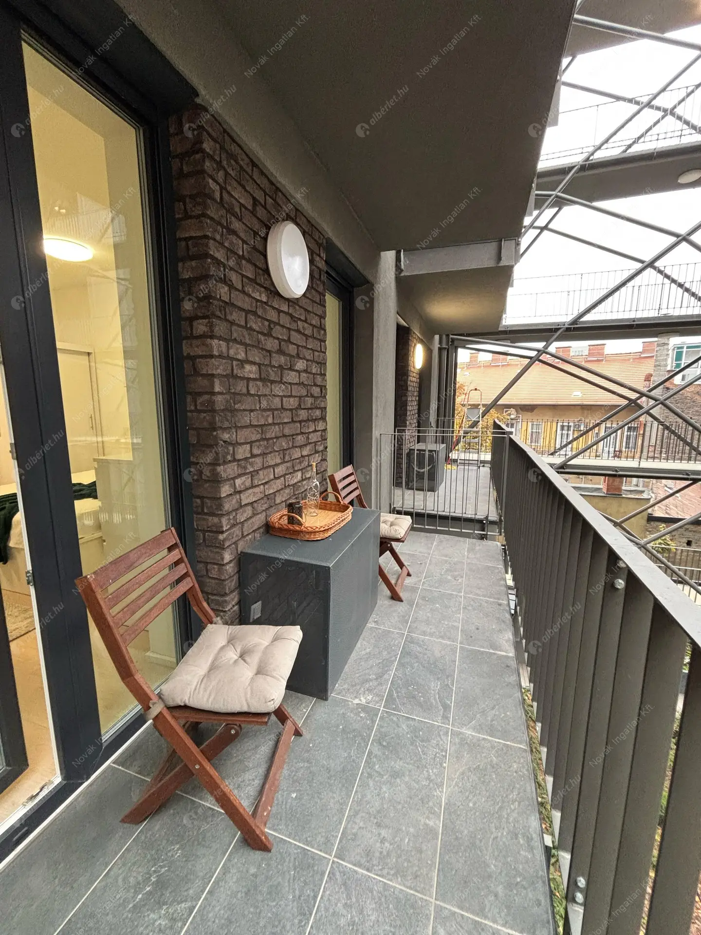 Kiadó albérlet 250000 Ft/hó áron: Budapest, VIII. kerület  Fiumei út. Mérete: 35 nm, 1 szobás | Alberlet.hu - 6375718