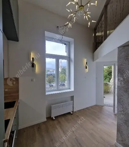 Kiadó albérlet 230000 Ft/hó áron: Budapest, VIII. kerület  Fiumei út. Mérete: 35 nm, 1 szobás | Alberlet.hu - 6578166