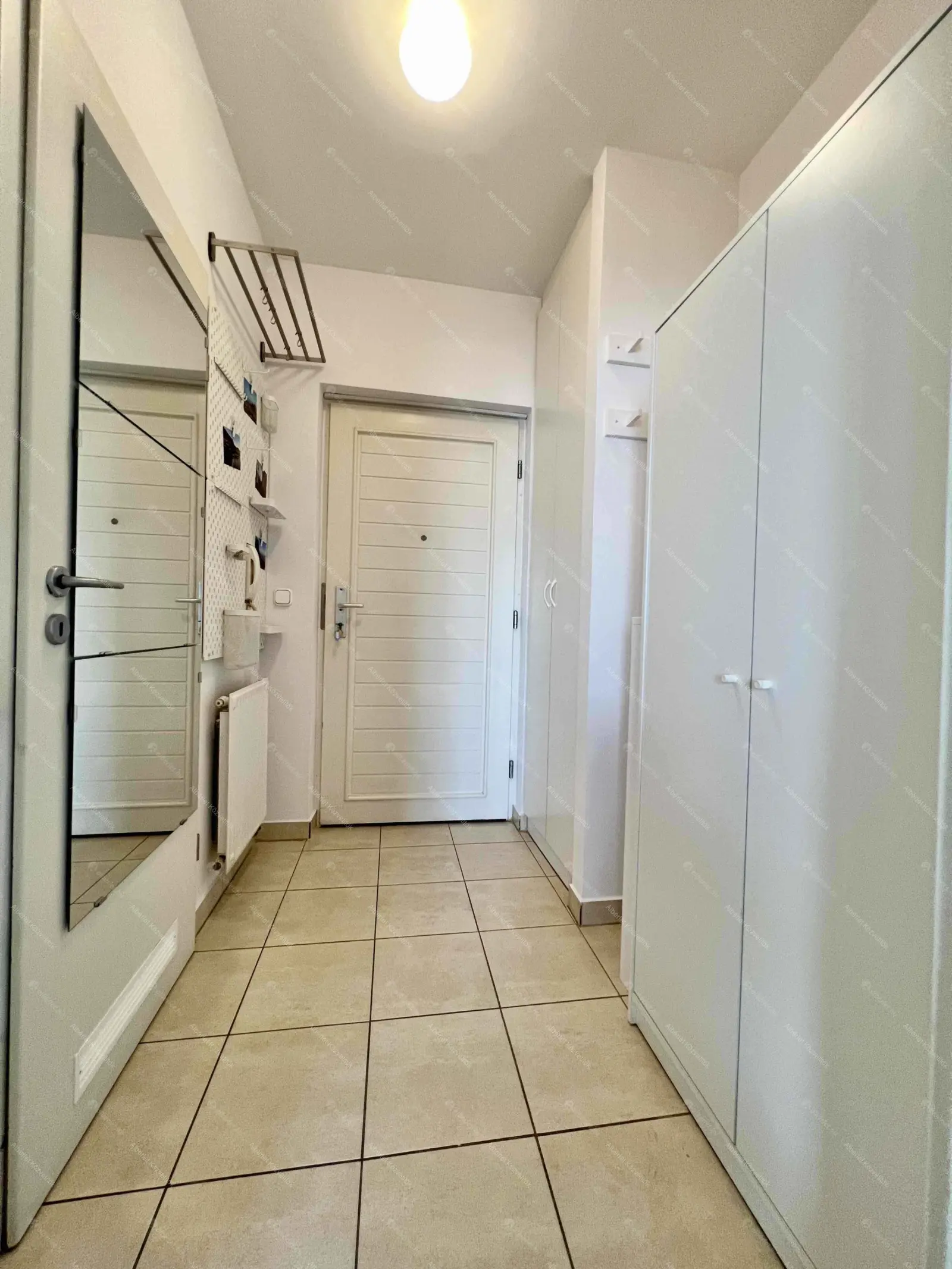 Kiadó albérlet 210000 Ft/hó áron: Budapest, VIII. kerület  Futó utca. Mérete: 29 nm, 1 szobás | Alberlet.hu - 6677670