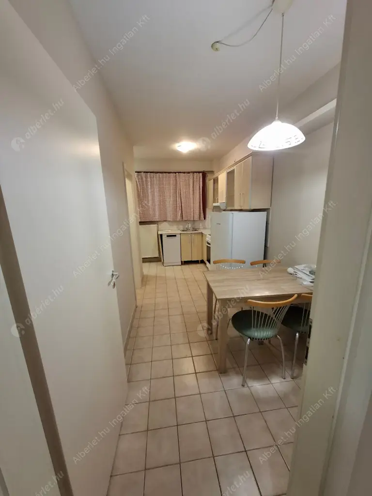 Kiadó albérlet 200000 Ft/hó áron: Budapest, VIII. kerület  Futó utca. Mérete: 42 nm, 1 szobás | Alberlet.hu - 6592950
