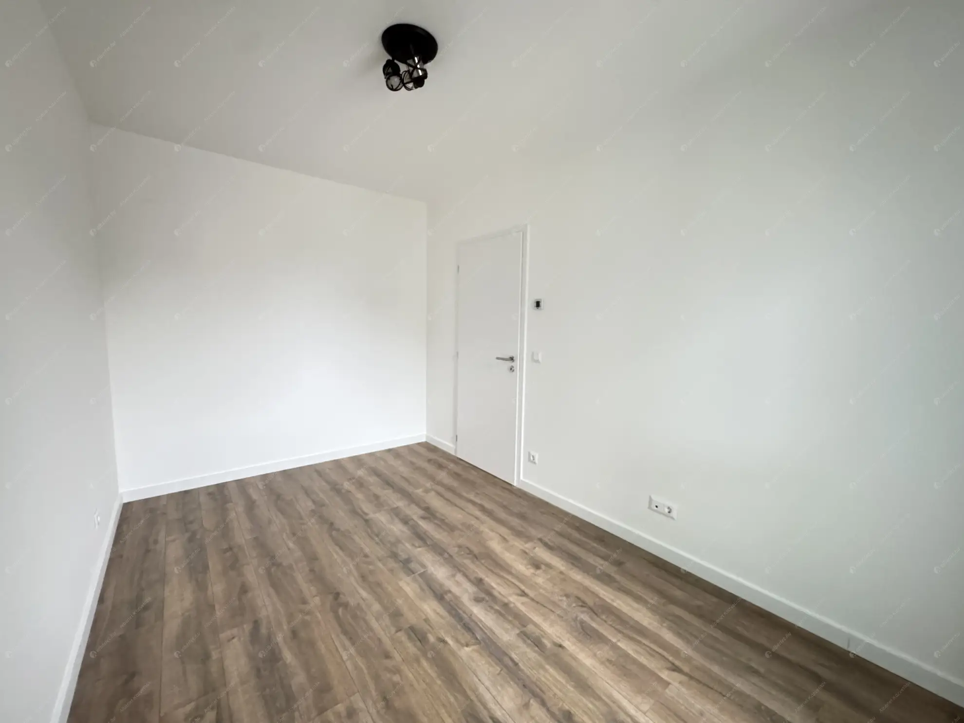 Kiadó albérlet 250000 Ft/hó áron: Budapest, VIII. kerület  Futó utca. Mérete: 46 nm, 2 szobás | Alberlet.hu - 6601631