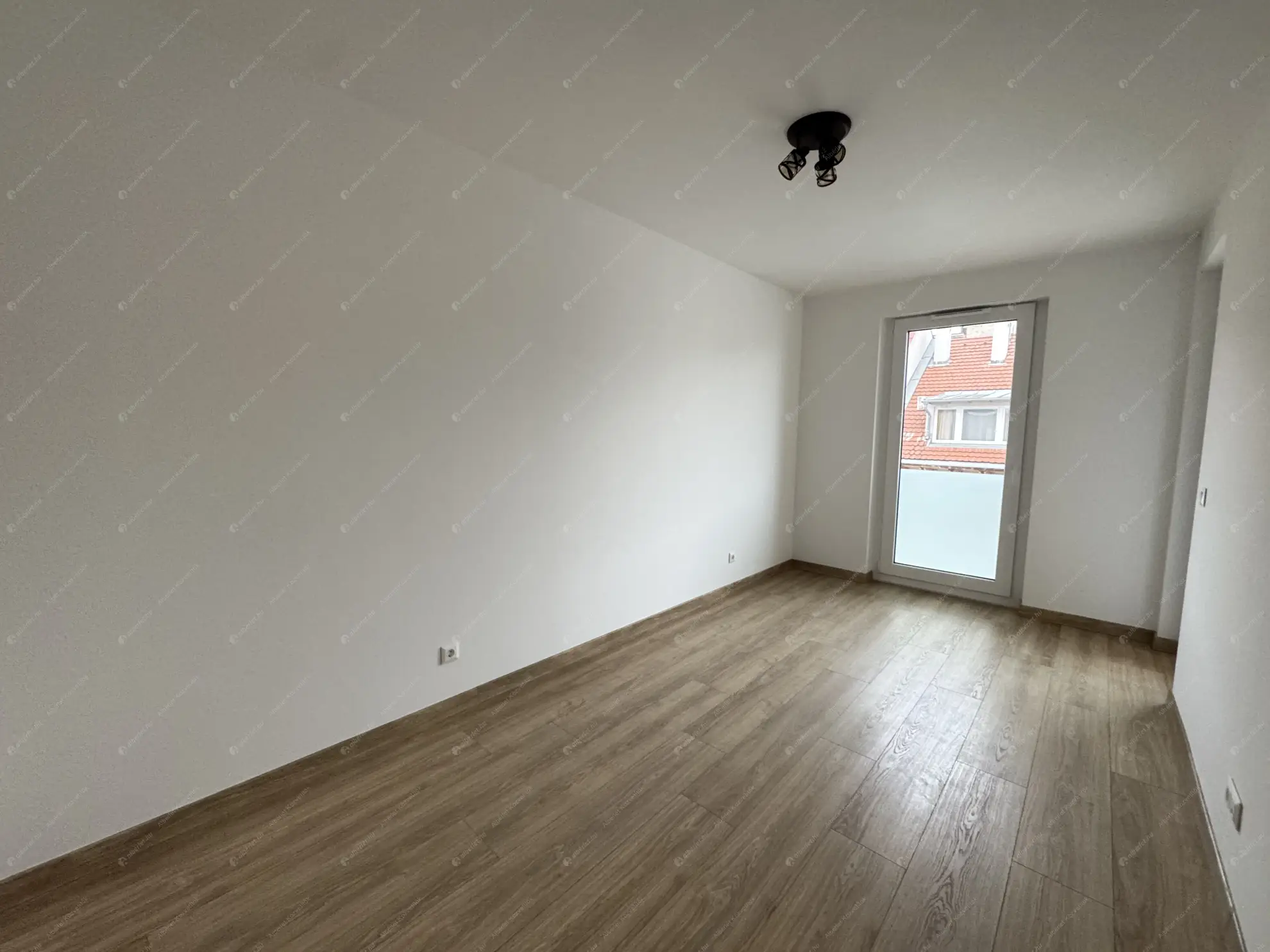 Kiadó albérlet 250000 Ft/hó áron: Budapest, VIII. kerület  Futó utca. Mérete: 49 nm, 2 szobás | Alberlet.hu - 6601650