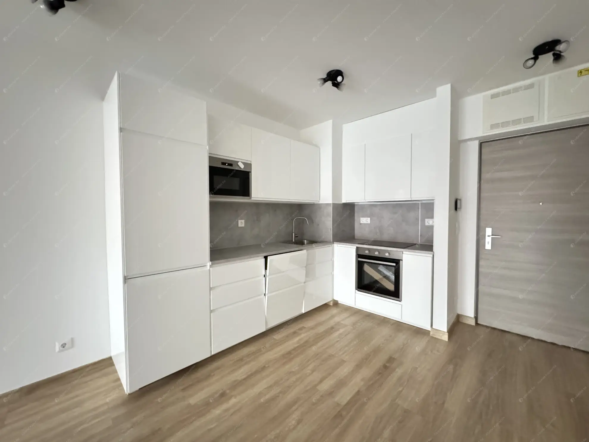 Kiadó albérlet 250000 Ft/hó áron: Budapest, VIII. kerület  Futó utca. Mérete: 49 nm, 2 szobás | Alberlet.hu - 6601655