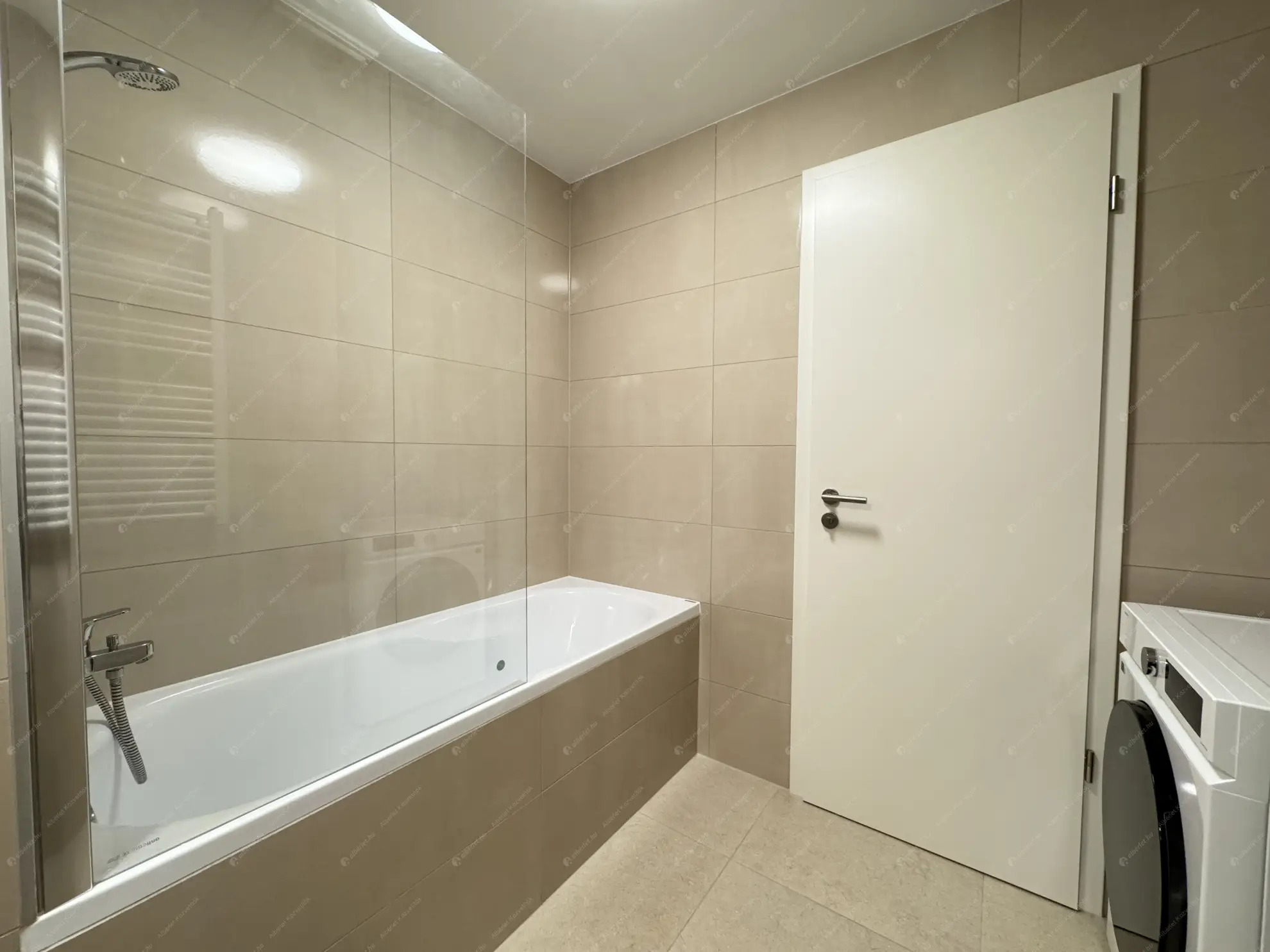 Kiadó albérlet 250000 Ft/hó áron: Budapest, VIII. kerület  Futó utca. Mérete: 49 nm, 2 szobás | Alberlet.hu - 6601658