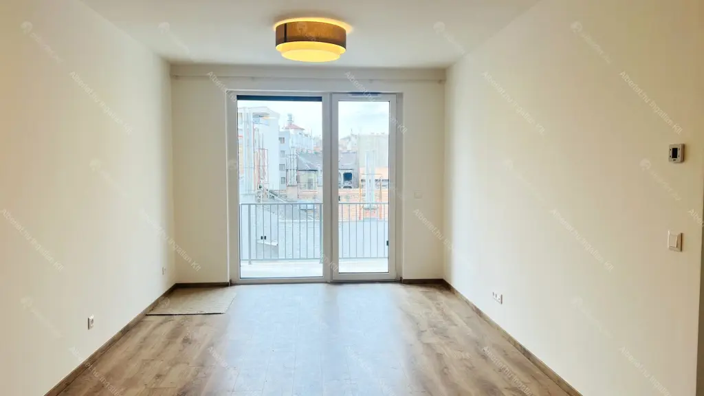 Kiadó albérlet 305000 Ft/hó áron: Budapest, VIII. kerület  Futó utca. Mérete: 49 nm, 2 szobás | Alberlet.hu - 6680489