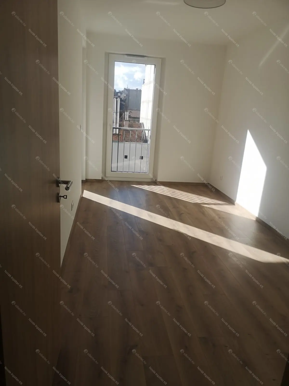 Kiadó albérlet 304000 Ft/hó áron: Budapest, VIII. kerület  Futó utca. Mérete: 49 nm, 2 szobás | Alberlet.hu - 6672169