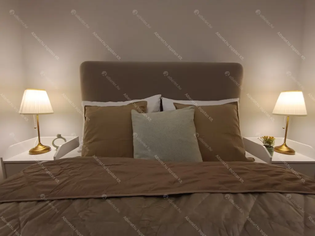 Kiadó albérlet 395000 Ft/hó áron: Budapest, VIII. kerület  Futó utca. Mérete: 61 nm, 1 szobás | Alberlet.hu - 6687415