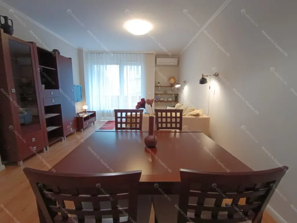 Kiadó albérlet 395000 Ft/hó áron: Budapest, VIII. kerület  Futó utca. Mérete: 61 nm, 1 szobás | Alberlet.hu - 6687416