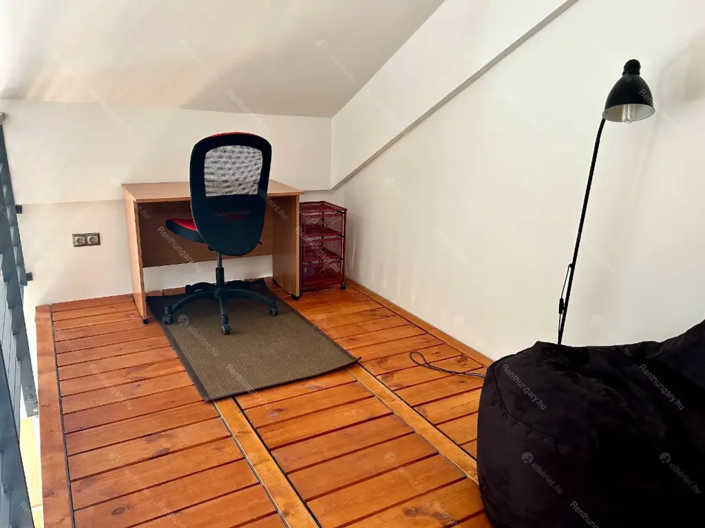 Kiadó albérlet 350000 Ft/hó áron: Budapest, VIII. kerület  Futó utca. Mérete: 71 nm, 1 szobás | Alberlet.hu - 6679838