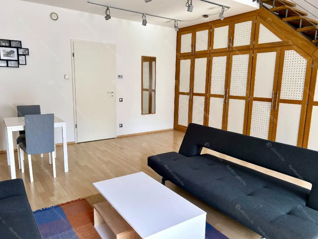 Kiadó albérlet 350000 Ft/hó áron: Budapest, VIII. kerület  Futó utca. Mérete: 71 nm, 1 szobás | Alberlet.hu - 6679843