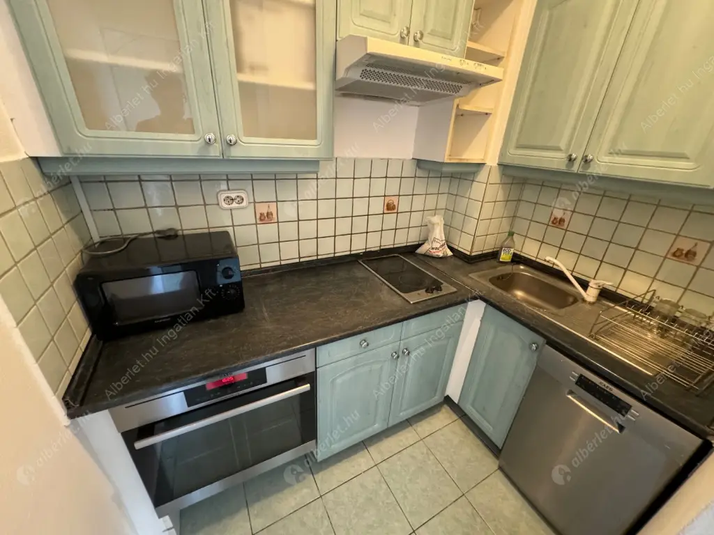 Kiadó albérlet 280000 Ft/hó áron: Budapest, VIII. kerület  Győrffy István utca. Mérete: 70 nm, 2 szobás | Alberlet.hu - 6564605
