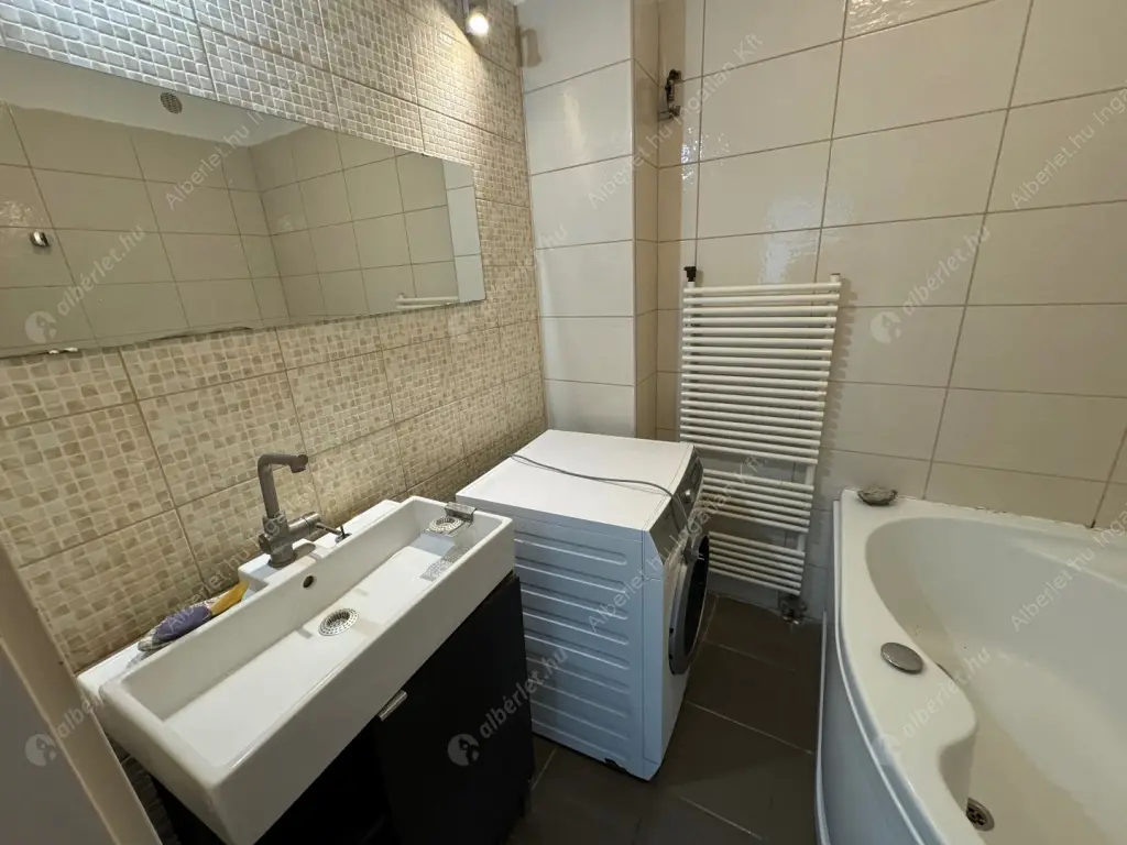 Kiadó albérlet 280000 Ft/hó áron: Budapest, VIII. kerület  Győrffy István utca. Mérete: 70 nm, 2 szobás | Alberlet.hu - 6564607