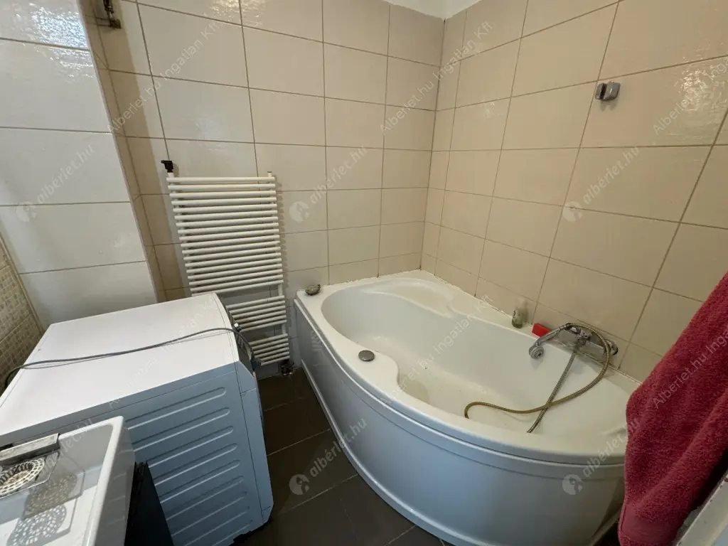 Kiadó albérlet 280000 Ft/hó áron: Budapest, VIII. kerület  Győrffy István utca. Mérete: 70 nm, 2 szobás | Alberlet.hu - 6564608