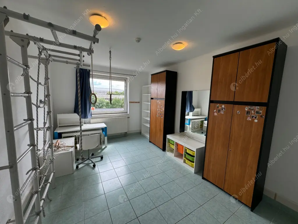 Kiadó albérlet 280000 Ft/hó áron: Budapest, VIII. kerület  Győrffy István utca. Mérete: 70 nm, 2 szobás | Alberlet.hu - 6564611