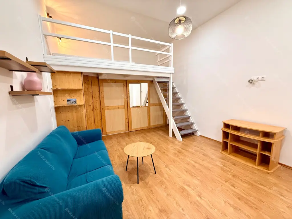 Kiadó albérlet 200000 Ft/hó áron: Budapest, VIII. kerület  Gyulai Pál utca. Mérete: 31 nm, 1 szobás | Alberlet.hu - 6650557