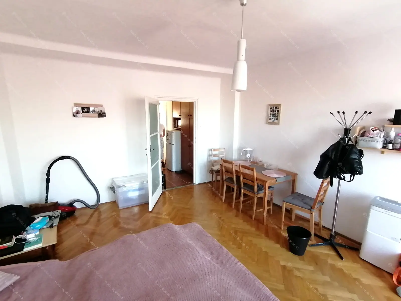 Kiadó albérlet 179000 Ft/hó áron: Budapest, VIII. kerület  Harminckettesek tere. Mérete: 37 nm, 1 szobás | Alberlet.hu - 6661699