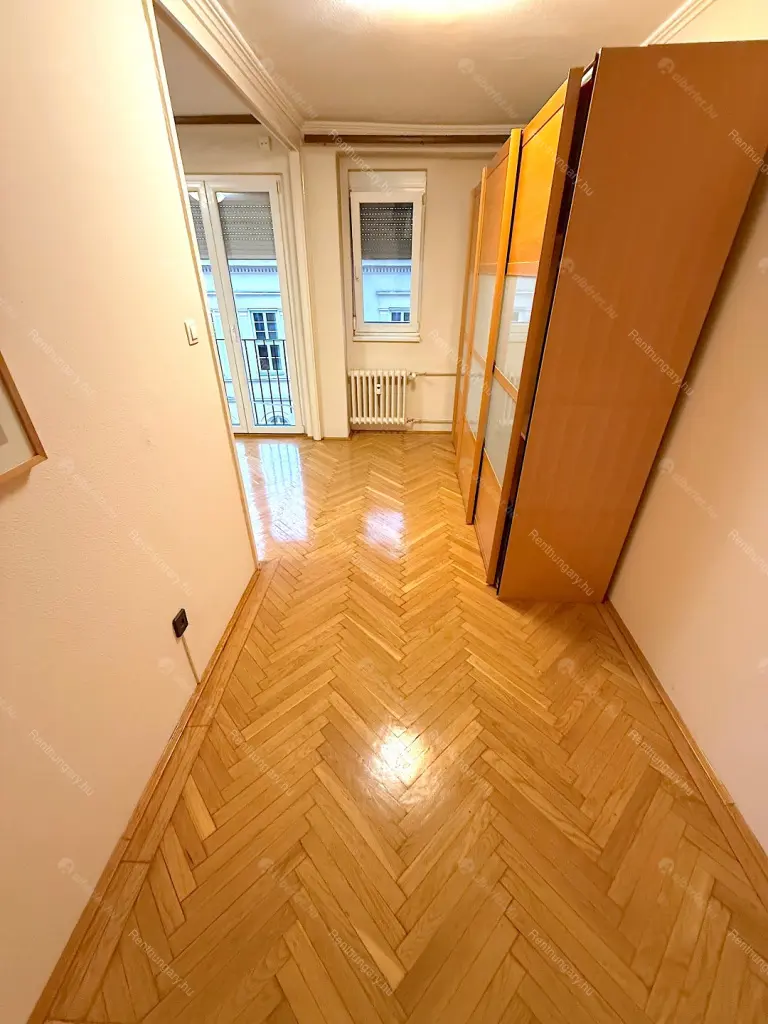 Kiadó albérlet 230000 Ft/hó áron: Budapest, VIII. kerület  Harminckettesek tere. Mérete: 55 nm, 1 szobás | Alberlet.hu - 6643981