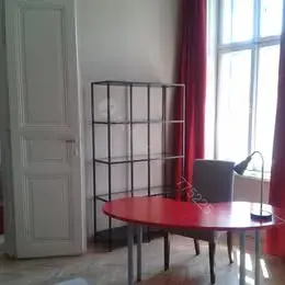 Kiadó albérlet 290000 Ft/hó áron: Budapest, VIII. kerület  Harminckettesek tere. Mérete: 64 nm, 2 szobás | Alberlet.hu - 6663783