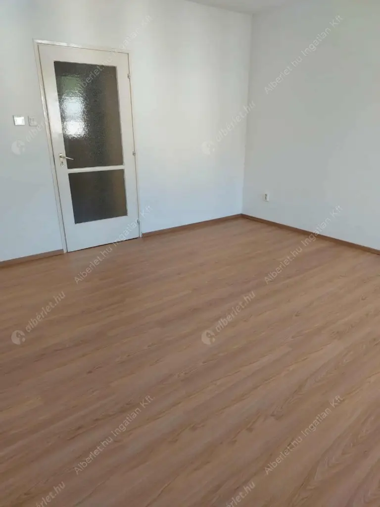 Kiadó albérlet 200000 Ft/hó áron: Budapest, VIII. kerület  Hock János utca. Mérete: 39 nm, 1 szobás | Alberlet.hu - 6619362