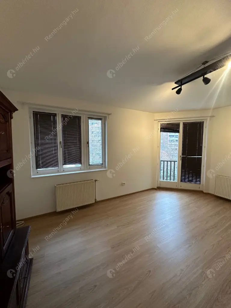 Kiadó albérlet 200000 Ft/hó áron: Budapest, VIII. kerület  Hock János utca. Mérete: 39 nm, 1 szobás | Alberlet.hu - 6632106