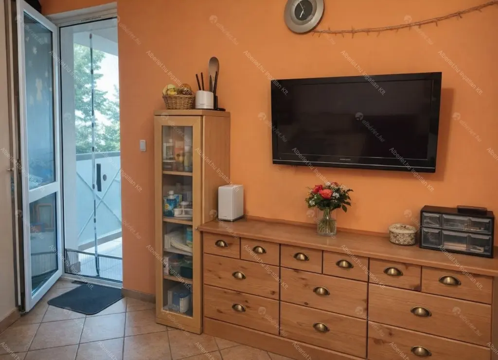 Kiadó albérlet 200000 Ft/hó áron: Budapest, VIII. kerület  Hock János utca. Mérete: 39 nm, 1 szobás | Alberlet.hu - 6666835