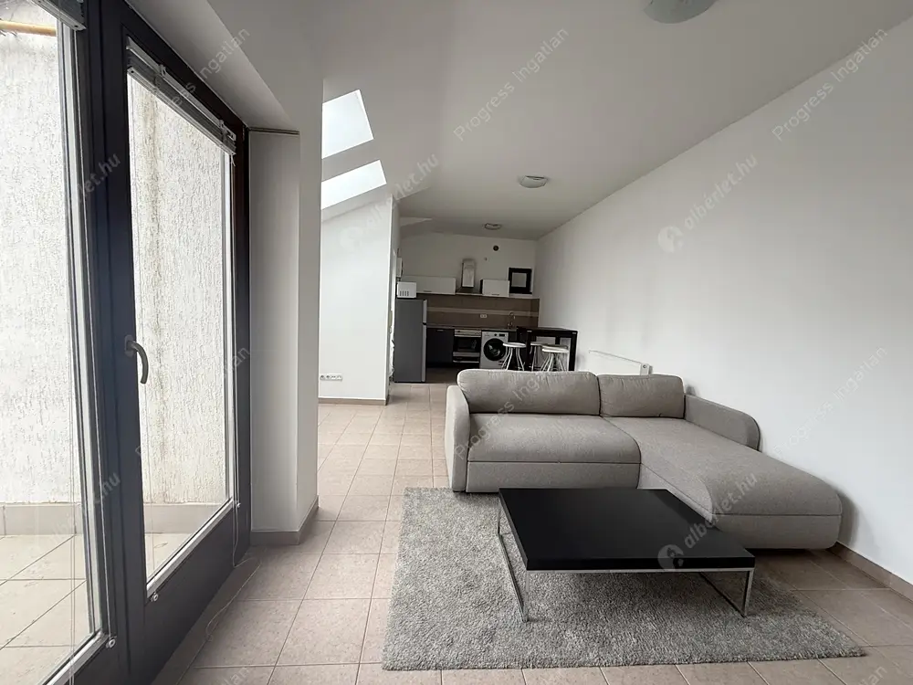 Kiadó albérlet 270000 Ft/hó áron: Budapest, VIII. kerület  Högyes Endre  . Mérete: 53 nm, 2 szobás | Alberlet.hu - 6638831