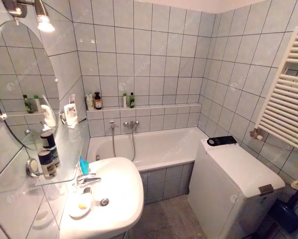 Kiadó albérlet 280000 Ft/hó áron: Budapest, VIII. kerület  Horánszky utca. Mérete: 30 nm, 1 szobás | Alberlet.hu - 6578573