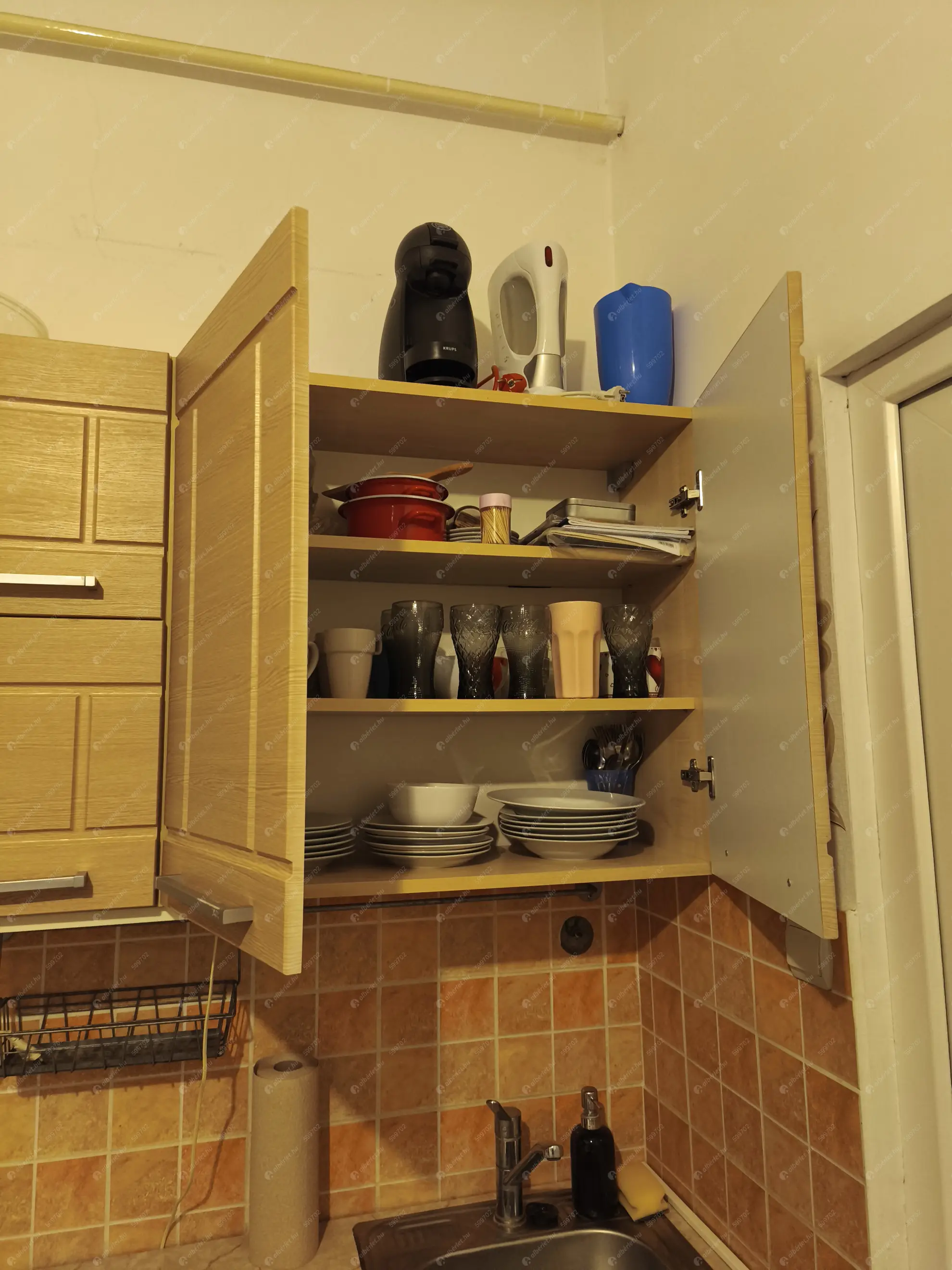 Kiadó albérlet 180000 Ft/hó áron: Budapest, VIII. kerület  Horváth Mihály tér. Mérete: 35 nm, 1 szobás | Alberlet.hu - 6633111