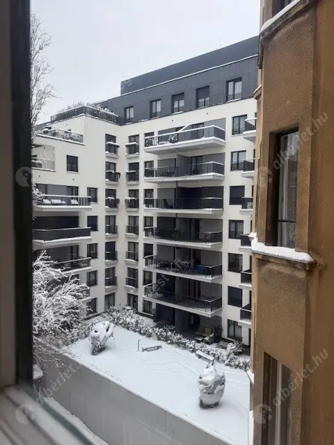 Kiadó albérlet 220000 Ft/hó áron: Budapest, VIII. kerület  Horváth Mihály tér. Mérete: 44 nm, 1 szobás | Alberlet.hu - 6617614