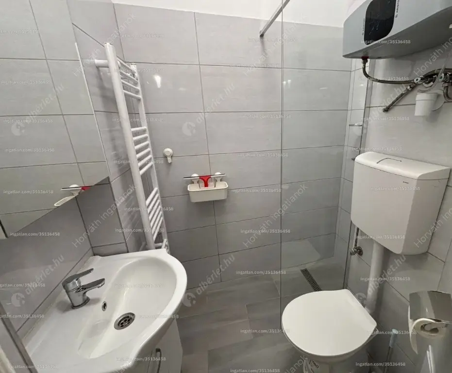 Kiadó albérlet 220000 Ft/hó áron: Budapest, VIII. kerület  Horváth Mihály tér. Mérete: 45 nm, 1 szobás | Alberlet.hu - 6609175