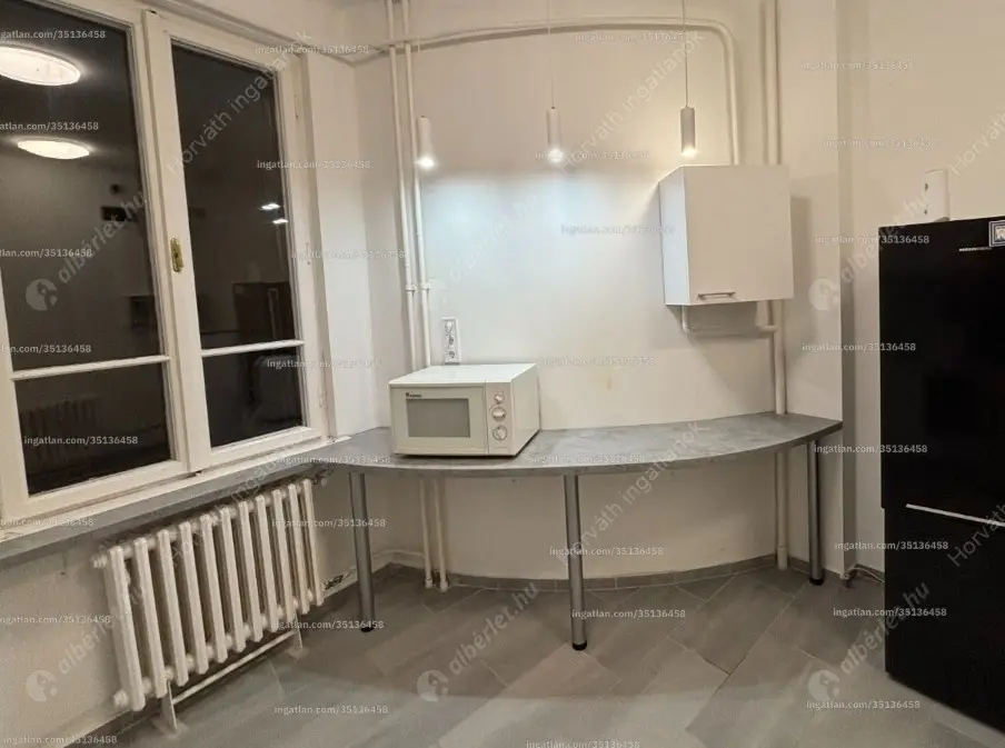 Kiadó albérlet 220000 Ft/hó áron: Budapest, VIII. kerület  Horváth Mihály tér. Mérete: 45 nm, 1 szobás | Alberlet.hu - 6609176