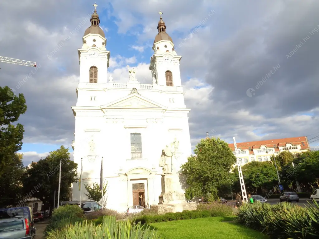 Kiadó albérlet 250000 Ft/hó áron: Budapest, VIII. kerület  Horváth Mihály tér. Mérete: 54 nm, 1 szobás | Alberlet.hu - 6628254