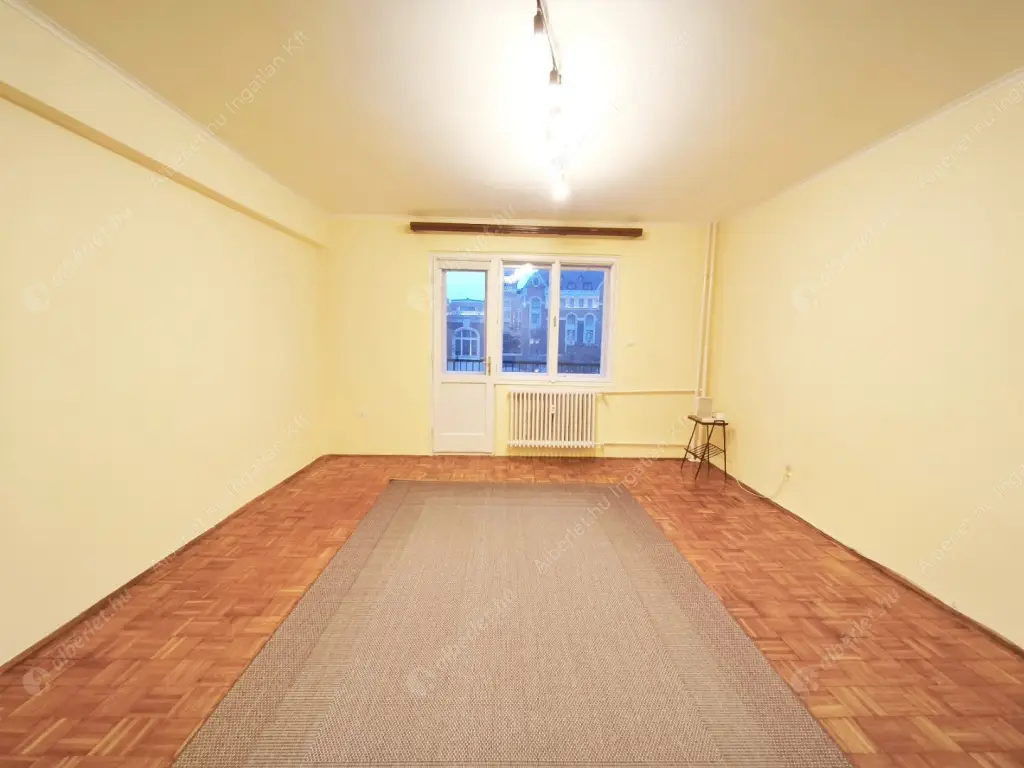 Kiadó albérlet 240000 Ft/hó áron: Budapest, VIII. kerület  Horváth Mihály tér. Mérete: 54 nm, 1 szobás | Alberlet.hu - 6633236