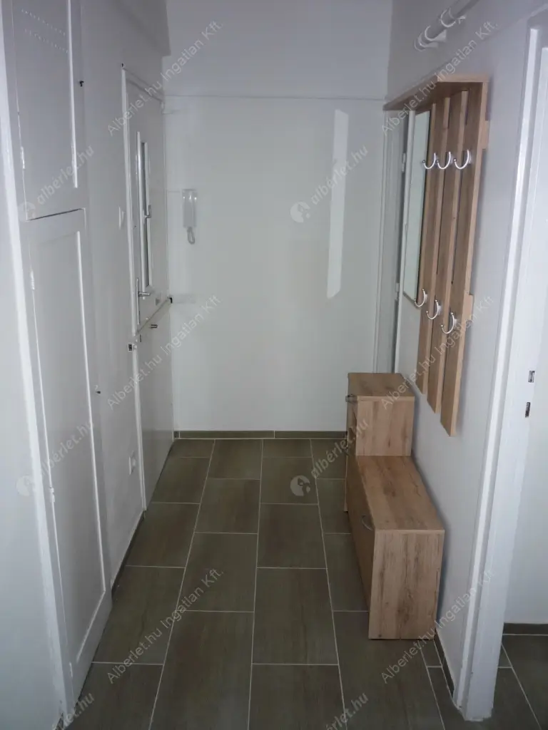 Kiadó albérlet 280000 Ft/hó áron: Budapest, VIII. kerület  Hungária körút. Mérete: 46 nm, 2 szobás | Alberlet.hu - 6595353