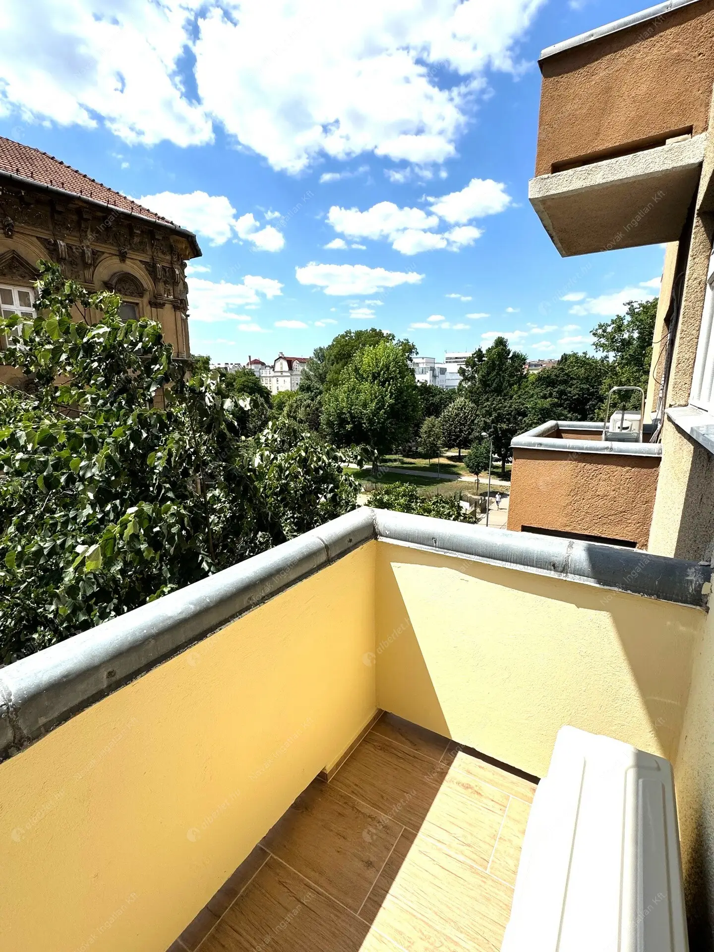 Kiadó albérlet 250000 Ft/hó áron: Budapest, VIII. kerület  II. János Pál pápa tér. Mérete: 30 nm, 1 szobás | Alberlet.hu - 6479367