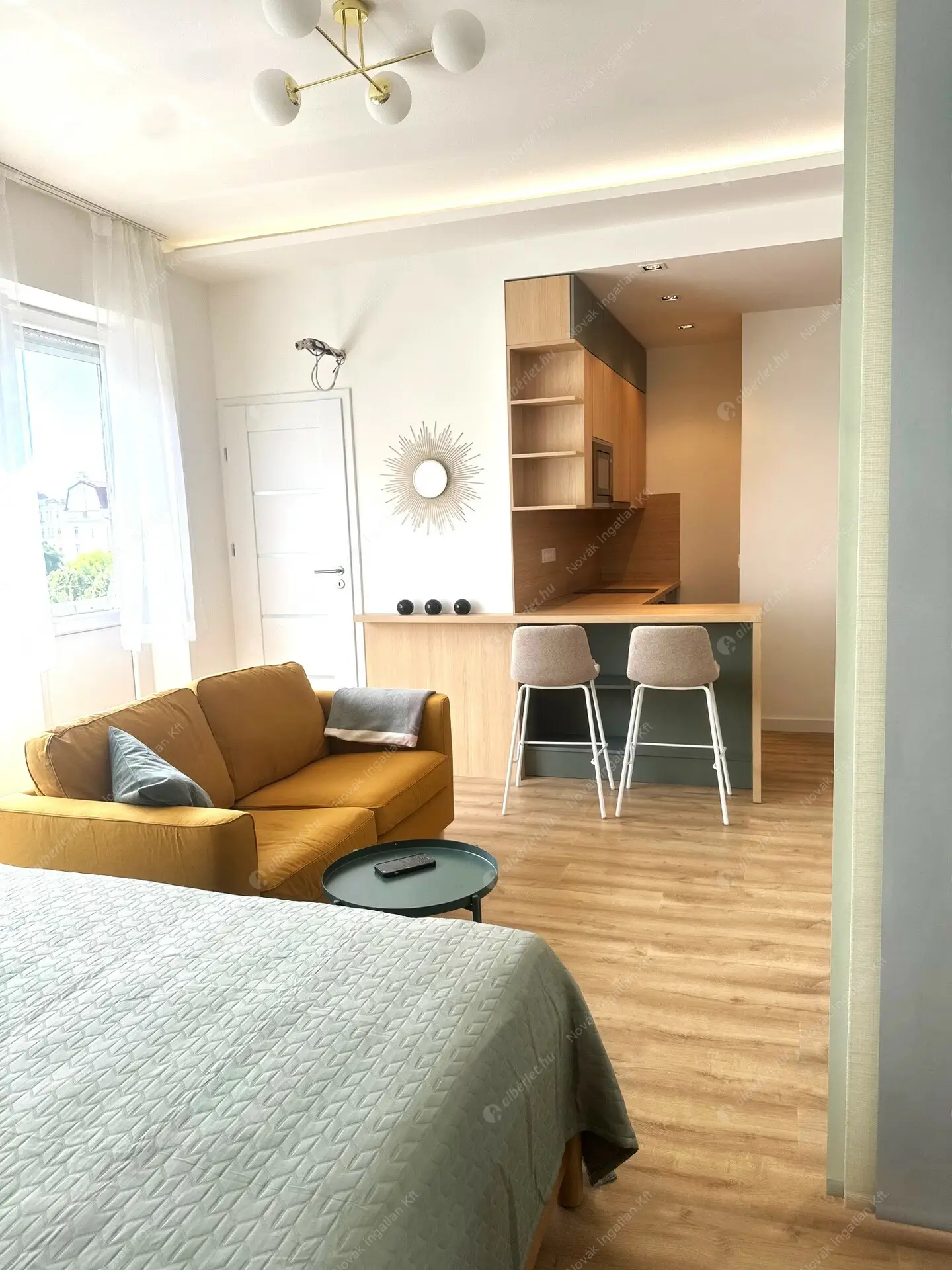 Kiadó albérlet 250000 Ft/hó áron: Budapest, VIII. kerület  II. János Pál pápa tér. Mérete: 30 nm, 1 szobás | Alberlet.hu - 6479369