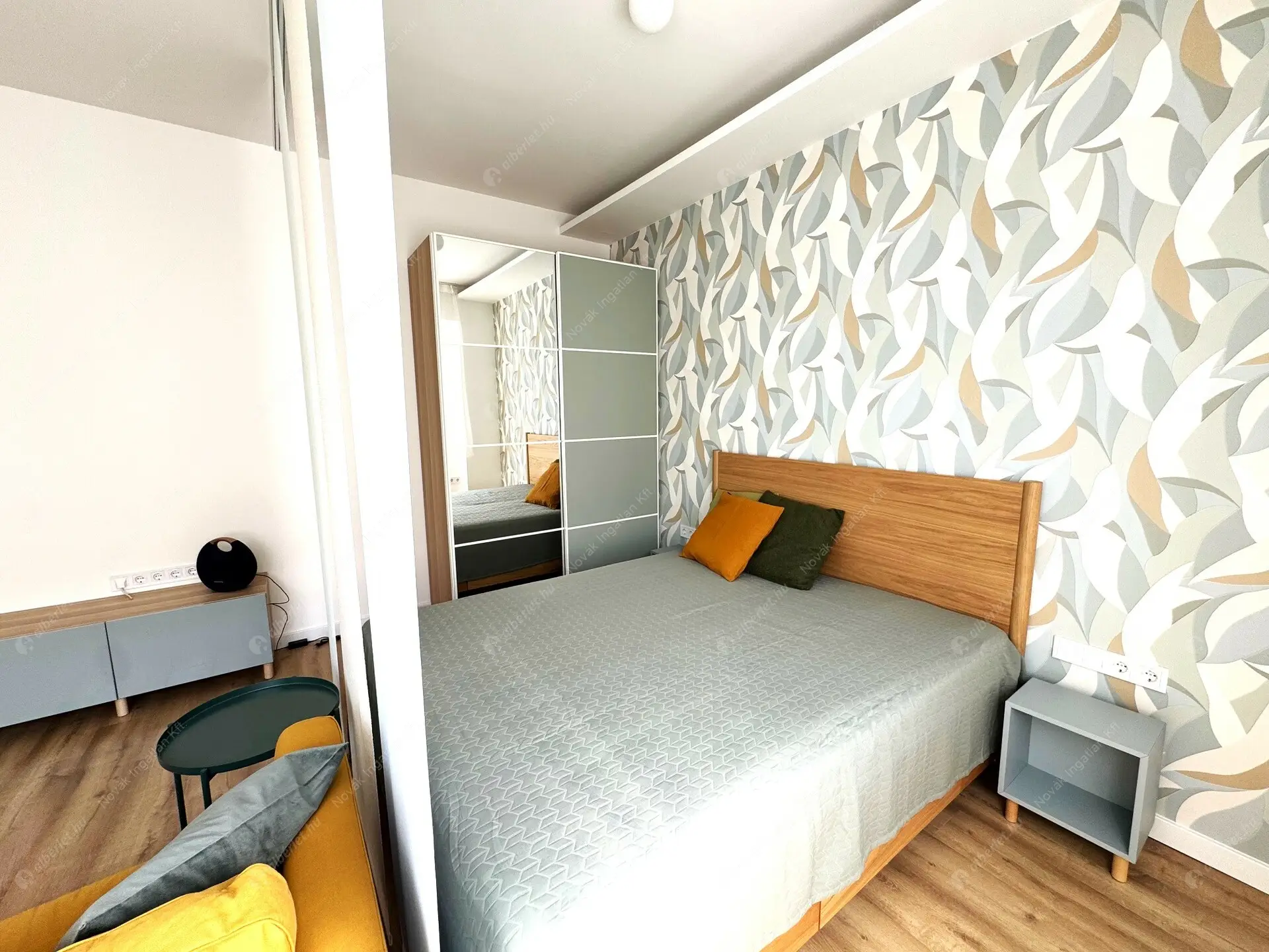 Kiadó albérlet 250000 Ft/hó áron: Budapest, VIII. kerület  II. János Pál pápa tér. Mérete: 30 nm, 1 szobás | Alberlet.hu - 6479370