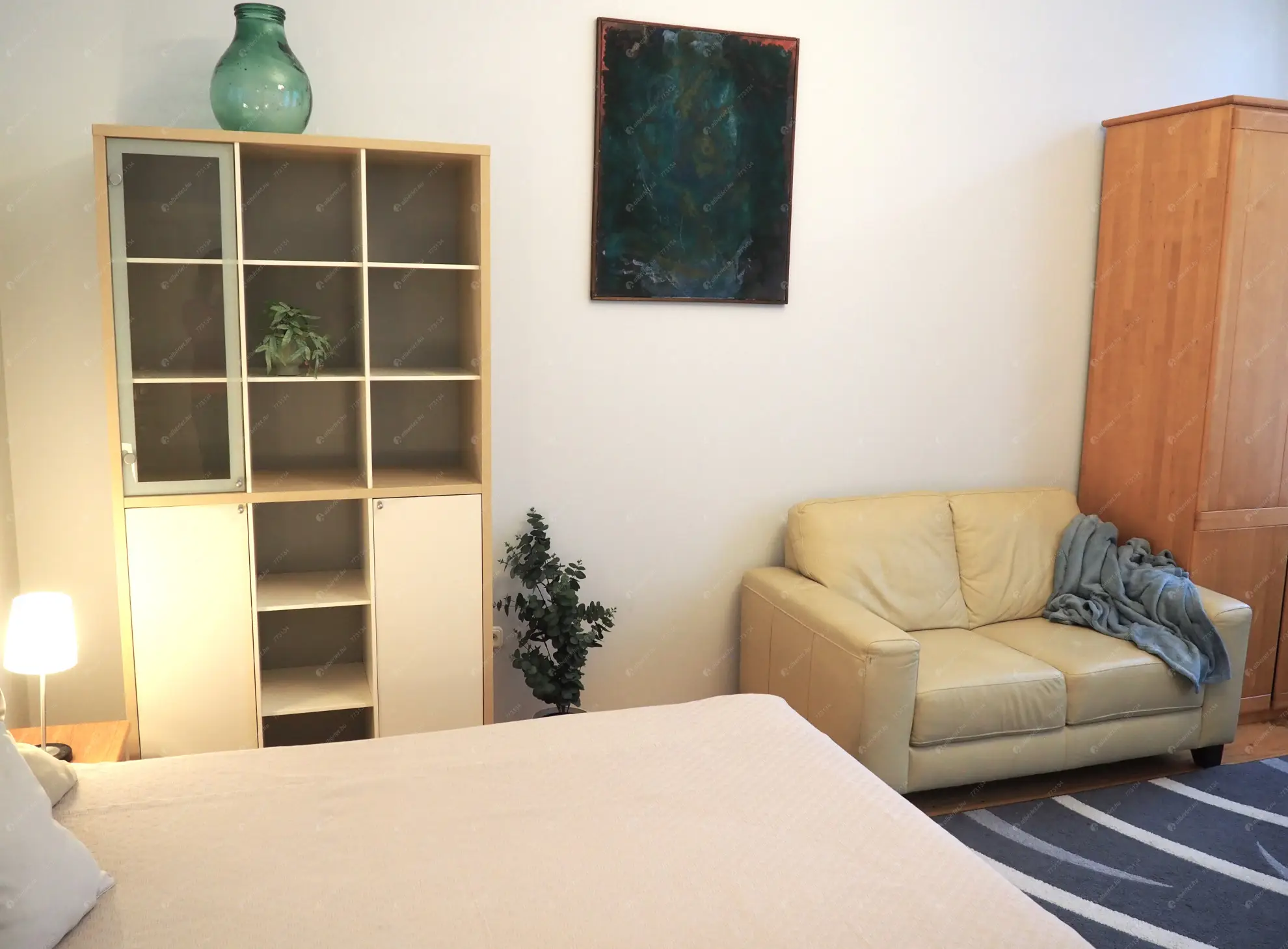 Kiadó albérlet 228000 Ft/hó áron: Budapest, VIII. kerület  II. János Pál pápa tér. Mérete: 45 nm, 1 szobás | Alberlet.hu - 6626286