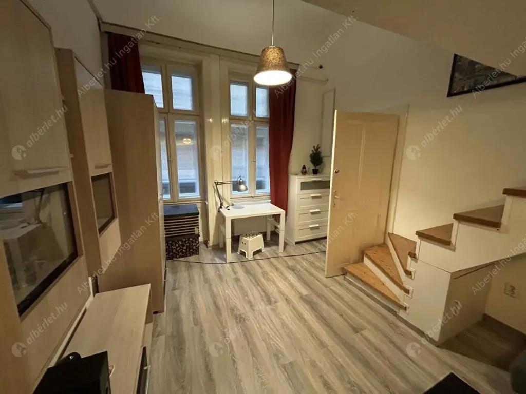 Kiadó albérlet 270000 Ft/hó áron: Budapest, VIII. kerület  II. János Pál pápa tér. Mérete: 51 nm, 1 szobás | Alberlet.hu - 6570602