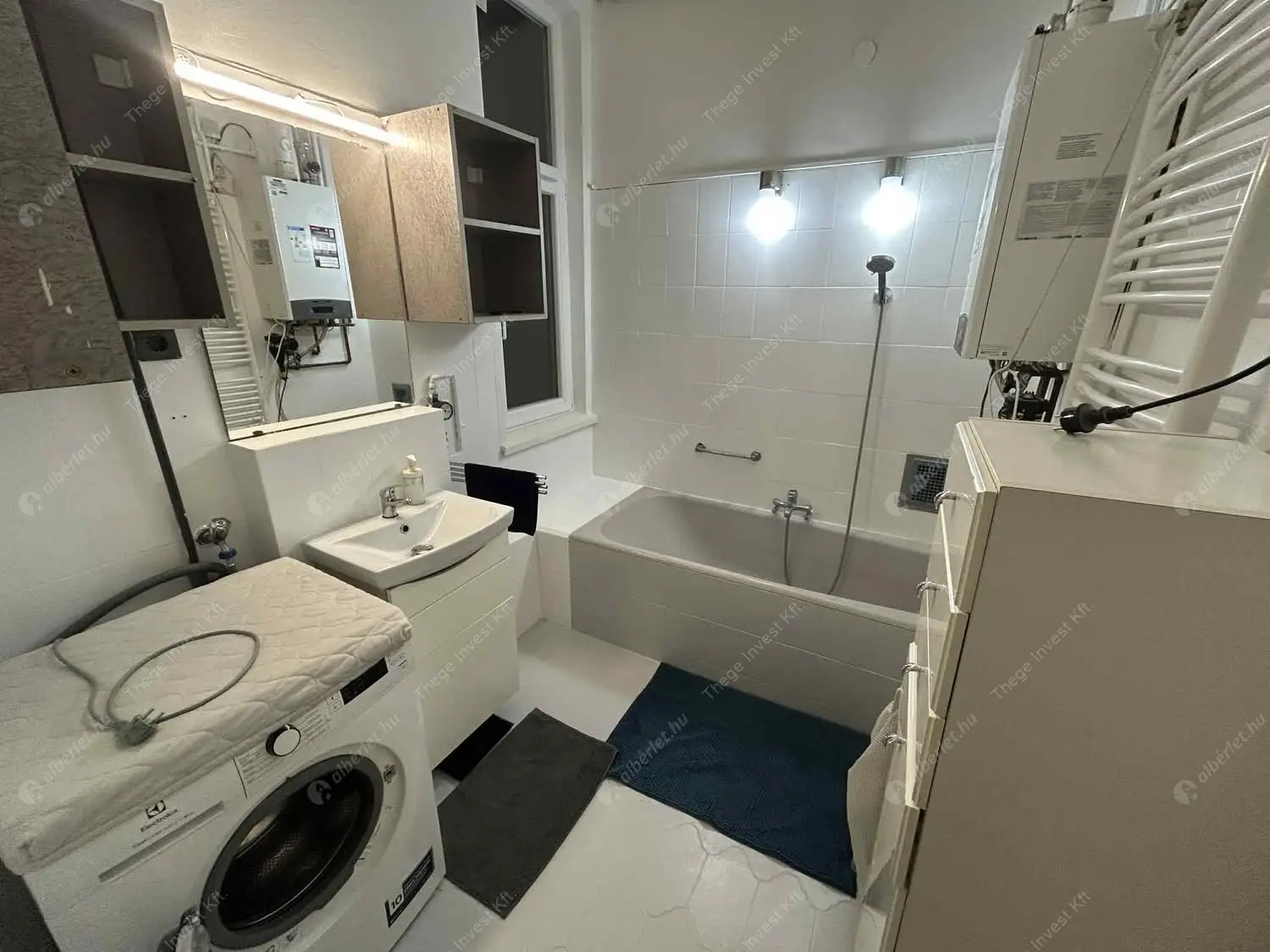 Kiadó albérlet 270000 Ft/hó áron: Budapest, VIII. kerület  II. János Pál pápa tér. Mérete: 51 nm, 2 szobás | Alberlet.hu - 6576117