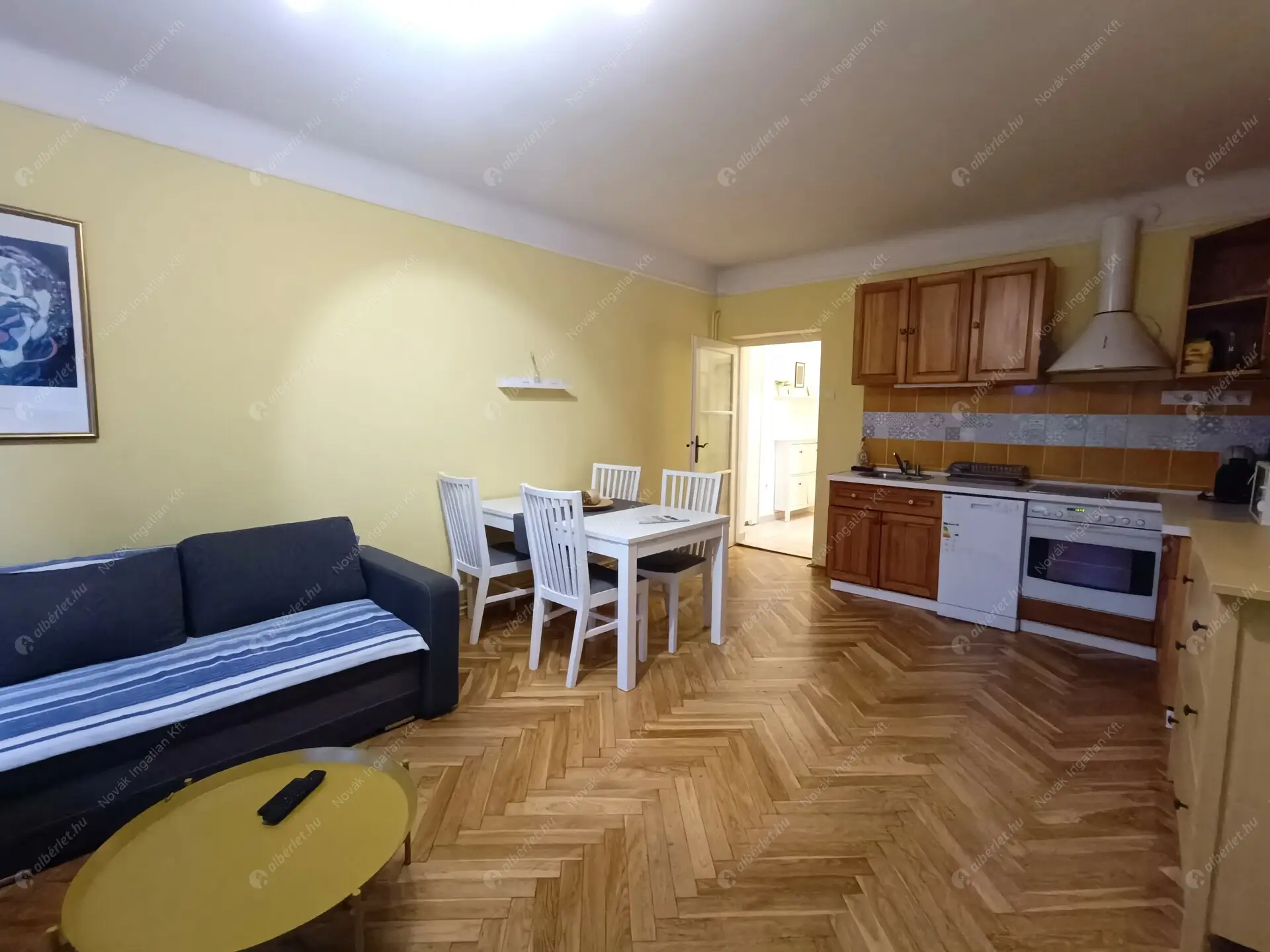 Kiadó albérlet 250000 Ft/hó áron: Budapest, VIII. kerület  II jános pál pápa tér. Mérete: 53 nm, 2 szobás | Alberlet.hu - 6332003