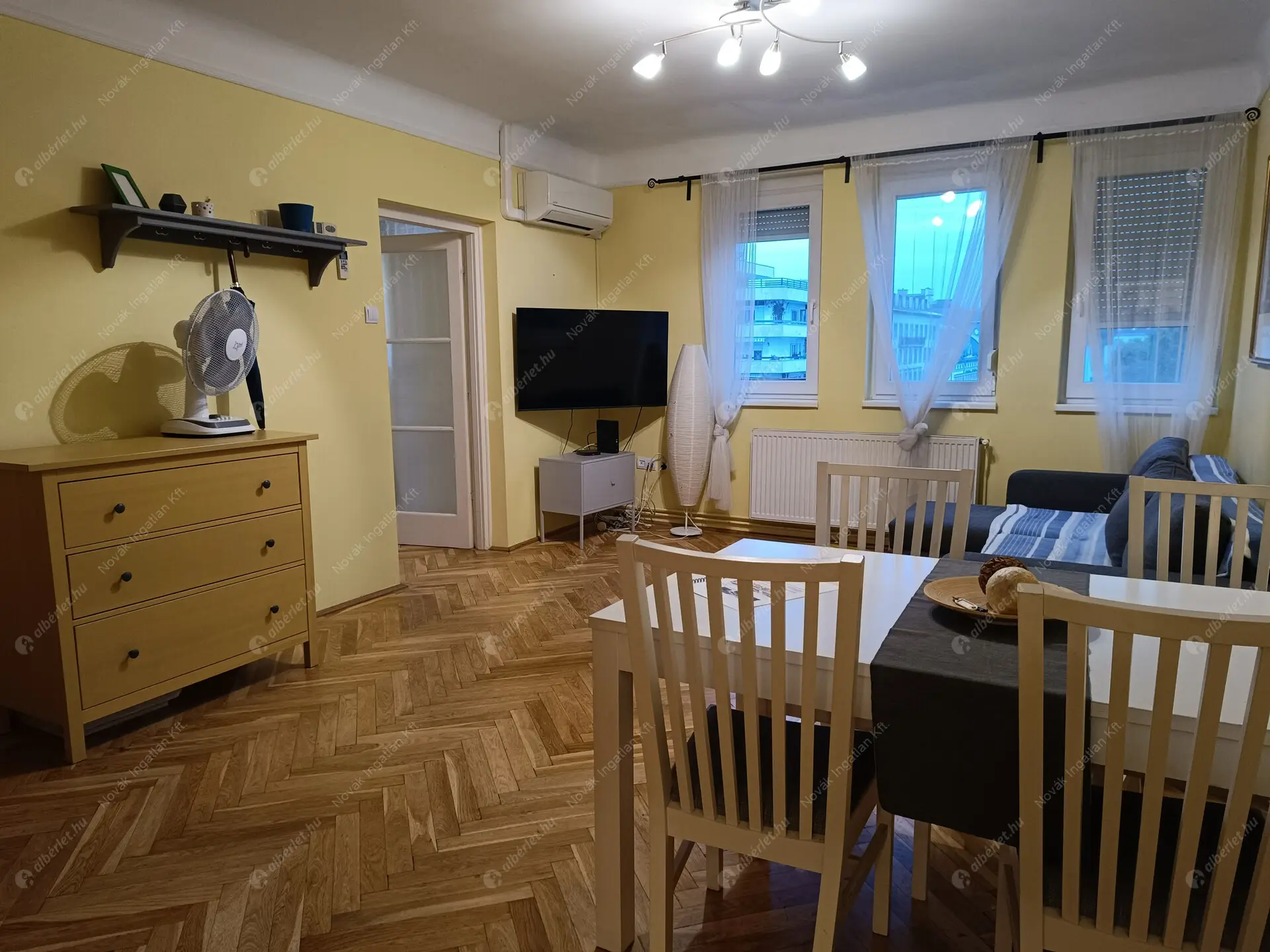 Kiadó albérlet 250000 Ft/hó áron: Budapest, VIII. kerület  II jános pál pápa tér. Mérete: 53 nm, 2 szobás | Alberlet.hu - 6332007