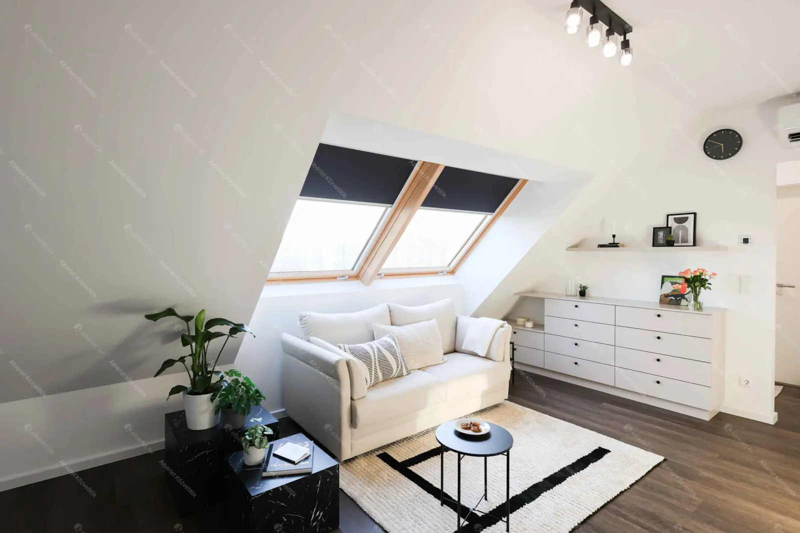 Kiadó albérlet 225000 Ft/hó áron: Budapest, VIII. kerület  Illés utca. Mérete: 32 nm, 1 szobás | Alberlet.hu - 6656644