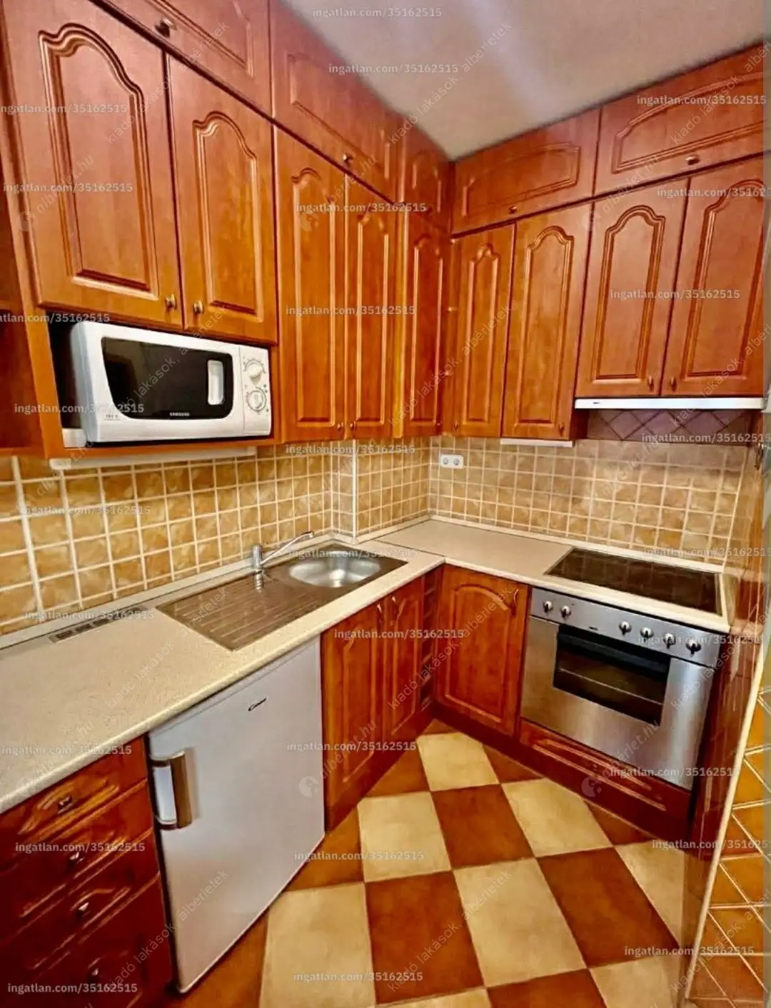 Kiadó albérlet 230000 Ft/hó áron: Budapest, VIII. kerület  Illés utca. Mérete: 37 nm, 1 szobás | Alberlet.hu - 6618281