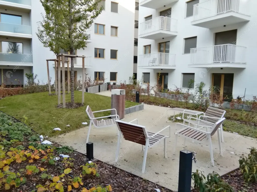 Kiadó albérlet 300000 Ft/hó áron: Budapest, VIII. kerület  Illés utca. Mérete: 43 nm, 2 szobás | Alberlet.hu - 6589244