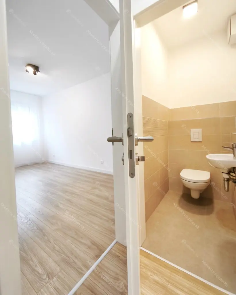 Kiadó albérlet 300000 Ft/hó áron: Budapest, VIII. kerület  Illés utca. Mérete: 47 nm, 2 szobás | Alberlet.hu - 6694138