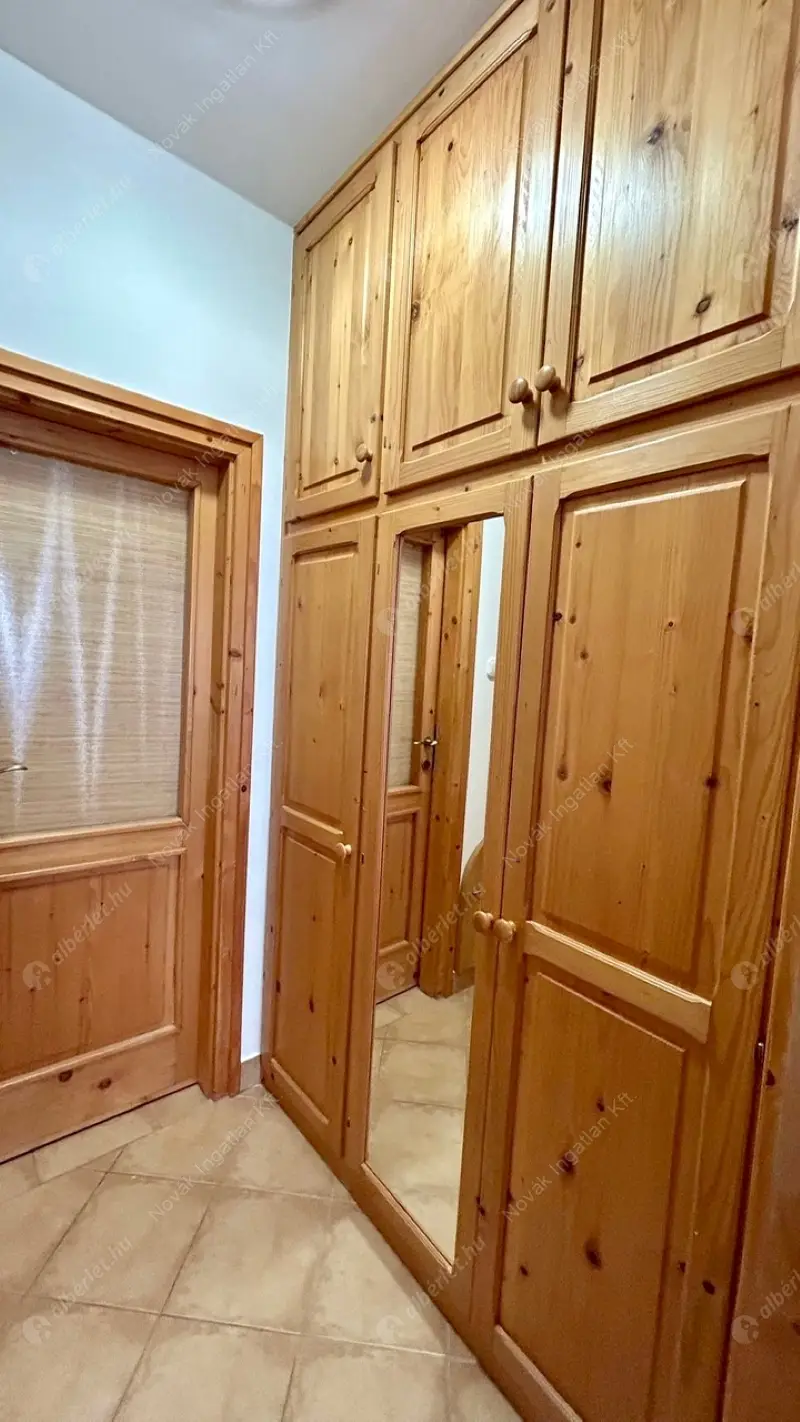 Kiadó albérlet 275000 Ft/hó áron: Budapest, VIII. kerület  Illés utca. Mérete: 47 nm, 1 szobás | Alberlet.hu - 6621705