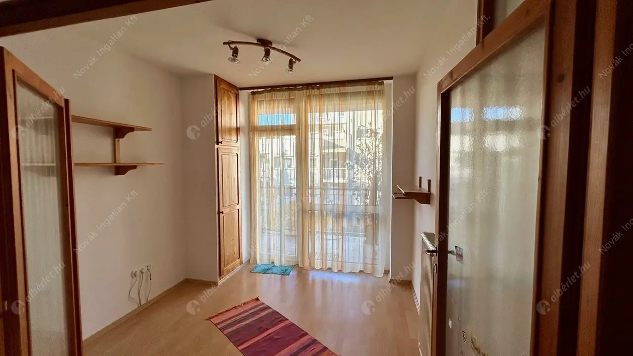 Kiadó albérlet 275000 Ft/hó áron: Budapest, VIII. kerület  Illés utca. Mérete: 47 nm, 1 szobás | Alberlet.hu - 6621711