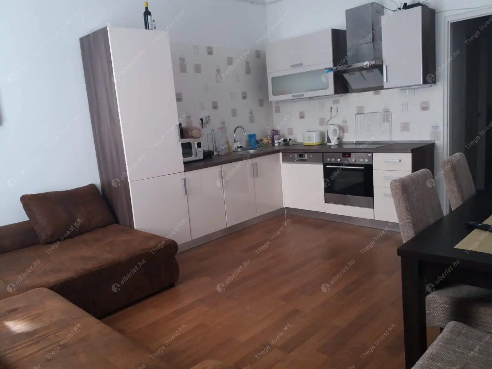 Kiadó albérlet 270000 Ft/hó áron: Budapest, VIII. kerület  Illés utca. Mérete: 57 nm, 3 szobás | Alberlet.hu - 6576053