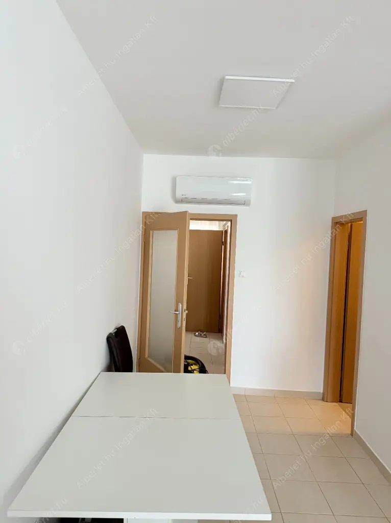 Kiadó albérlet 260000 Ft/hó áron: Budapest, VIII. kerület  Jázmin utca. Mérete: 56 nm, 2 szobás | Alberlet.hu - 6622804